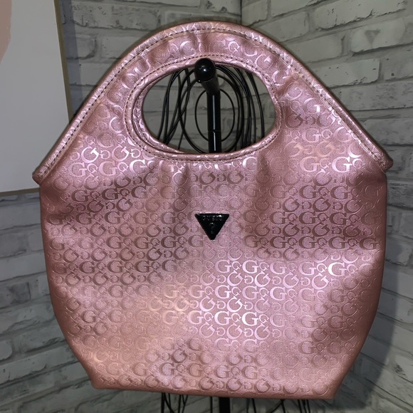 COPY - Guess Pink Lunch Bag - Picture 1 of 5